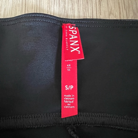 Spanx Faux Leather Leggings Side Stripe NWOT - Picture 3 of 6
